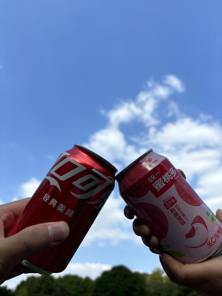 可乐与桃子水